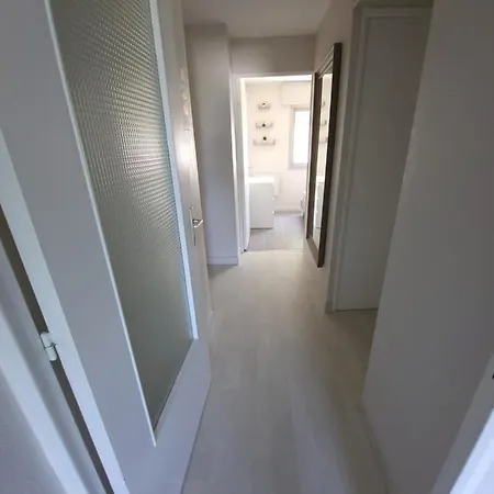 Apartment T2 De Sable A 300m+ Parking Gratuit *
